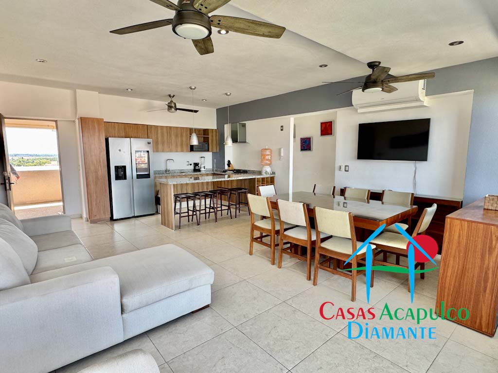 Altamar Residencial Royal PH 4 - Estancia 1